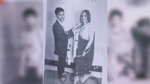 Seema Haider and Sachin’s wedding photos go viral, Pakistani beauty seen in Hindu attire; see album