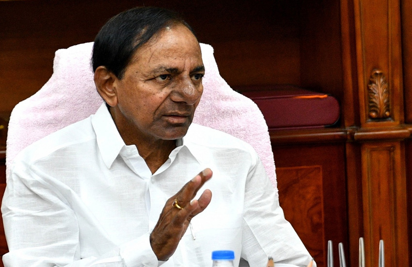 KCR suffers hip fracture in bathroom fall expected to recover in 6-8 weeks