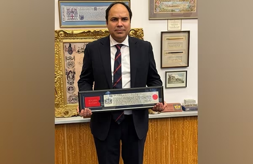 Indian Lawyer Gets Prestigious “Freedom of the City of London” Award